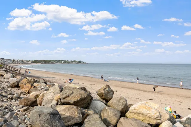 $1,749,900 | 30 Ancient Highway, Hampton, NH 03842