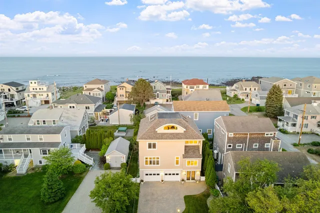 $1,749,900 | 30 Ancient Highway, Hampton, NH 03842