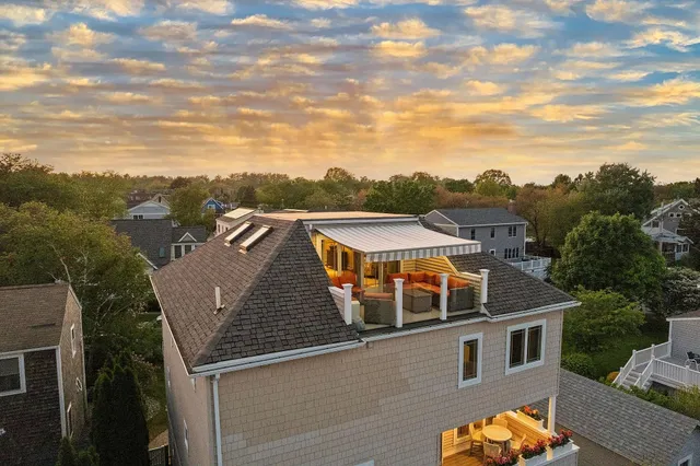 $1,749,900 | 30 Ancient Highway, Hampton, NH 03842