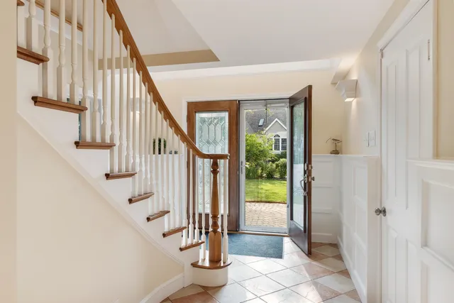 $1,749,900 | 30 Ancient Highway, Hampton, NH 03842