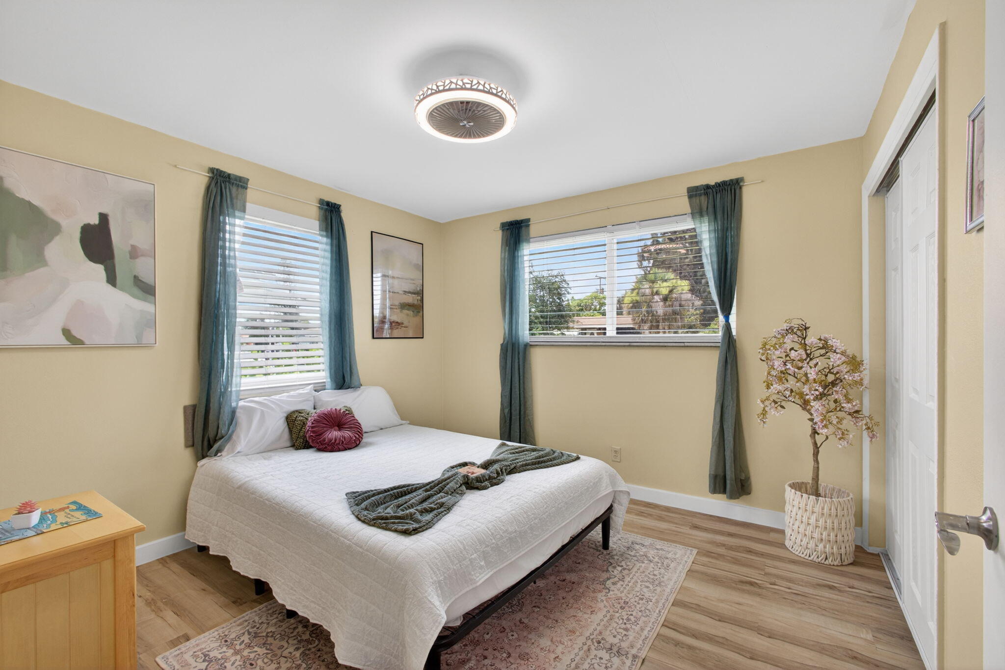 140 West 31st Court Riviera Beach, FL 33404 - Photo 28 of 59 34-web-or-mls-5D1A7505