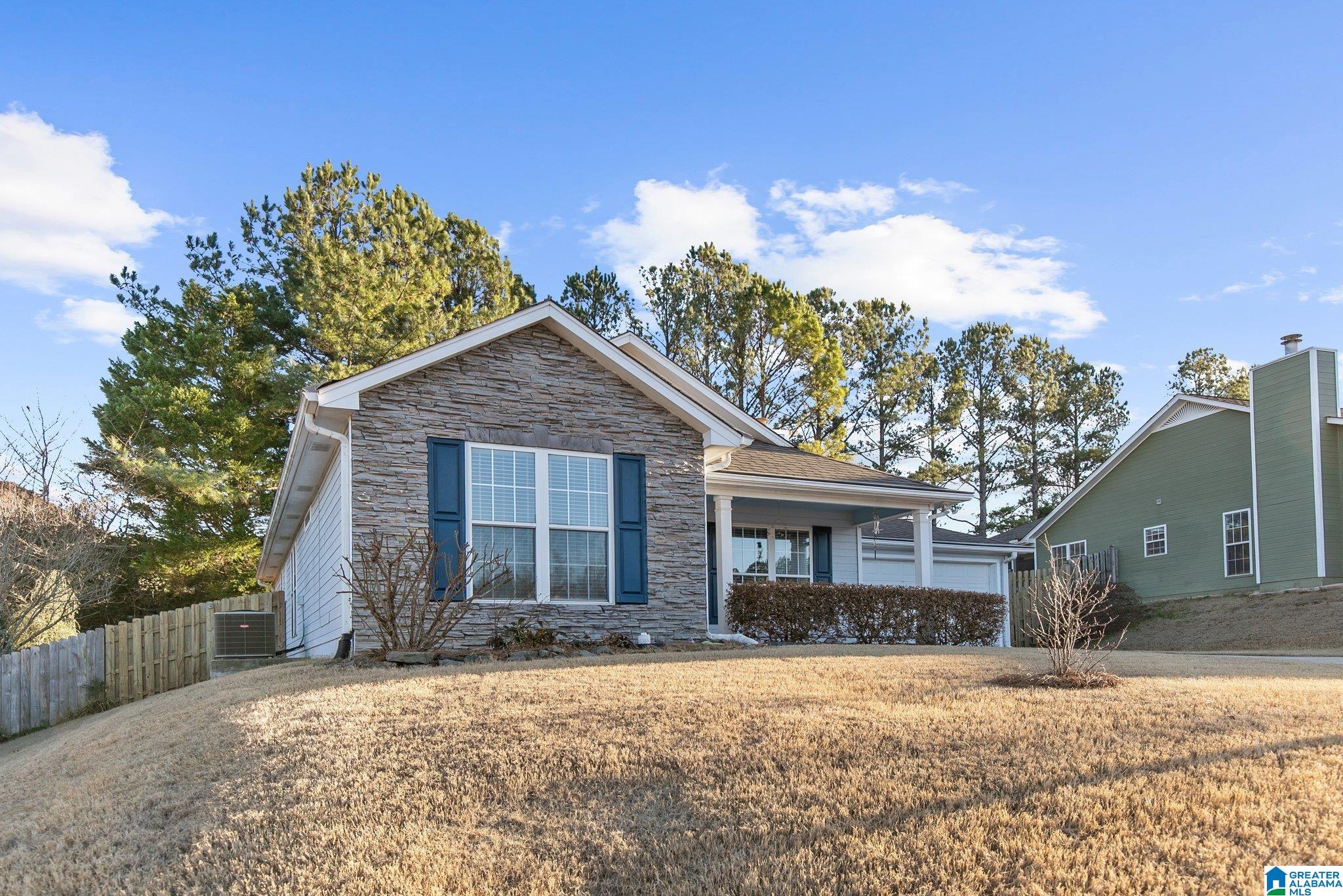 136 Belvedere Place Alabaster, AL 35007 - Photo 4 of 38
