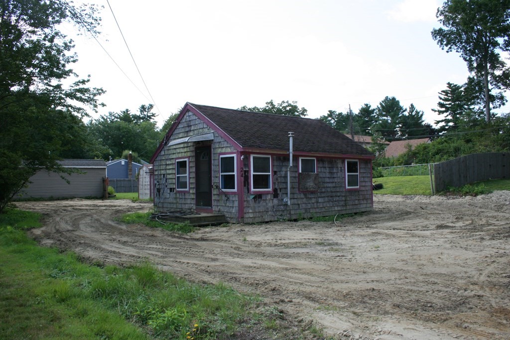 24 Pilgrim Road Lakeville, MA 02347 - Photo 22 of 30 Gallery Image 22
