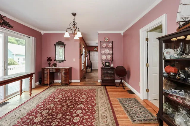 $2,400 | 90 Merrimack Street, Concord, NH 03303