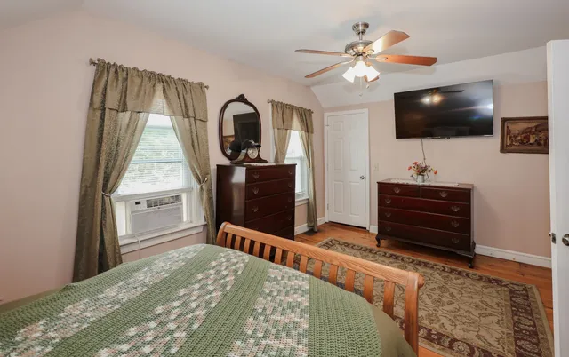 $2,400 | 90 Merrimack Street, Concord, NH 03303