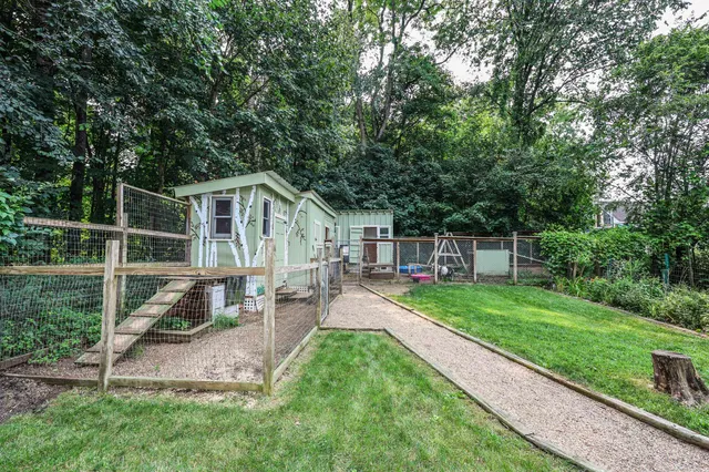 $2,400 | 90 Merrimack Street, Concord, NH 03303