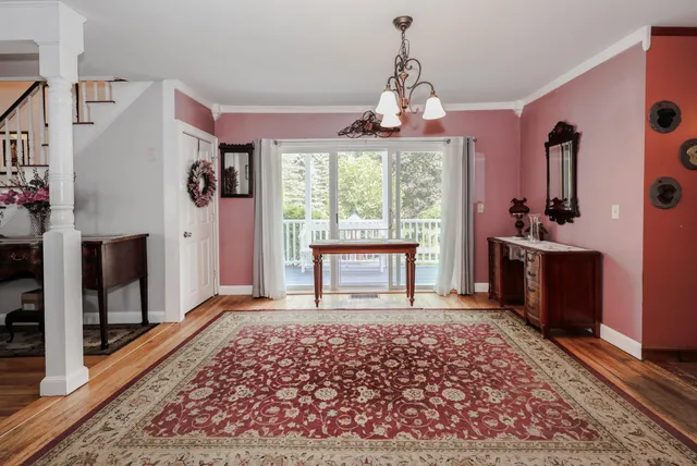 $2,400 | 90 Merrimack Street, Concord, NH 03303