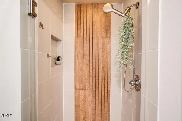 $1,049,999 | 11417 Missouri Avenue, Unit 1, Los Angeles, CA 90025