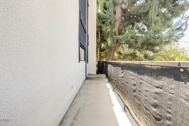 $1,049,999 | 11417 Missouri Avenue, Unit 1, Los Angeles, CA 90025