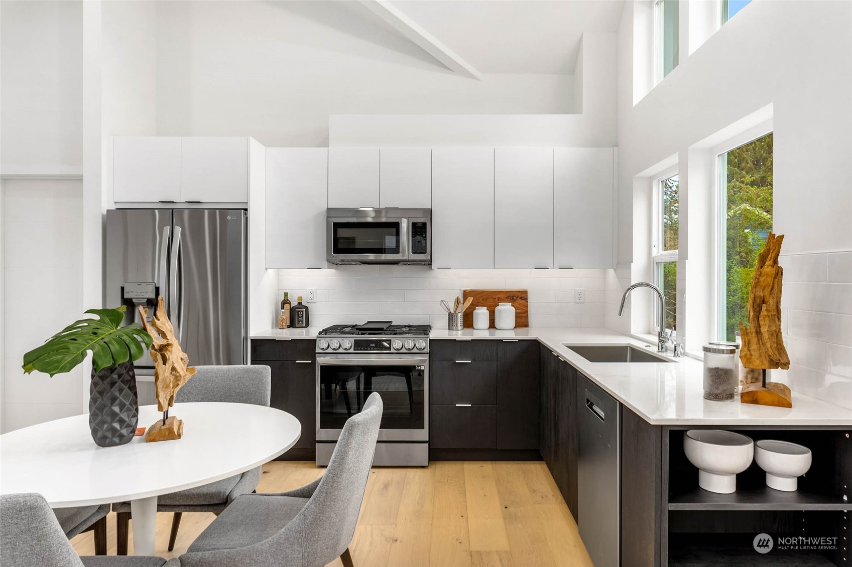 514 North 77th Street Seattle, WA 98103 - Photo 8 of 28 Gallery Image 8