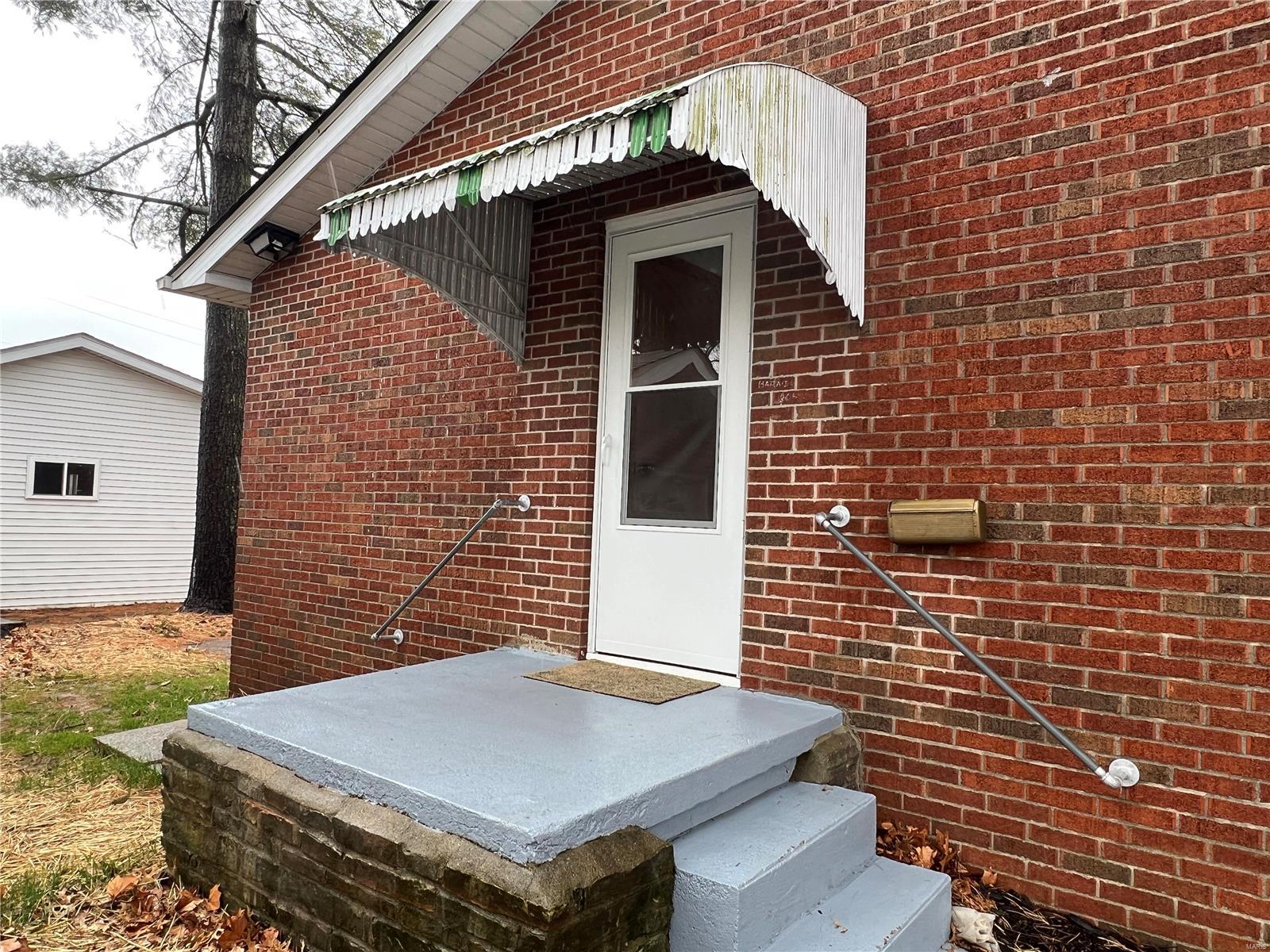 804 East Main Street Mount Olive, IL 62069 - Photo 26 of 33