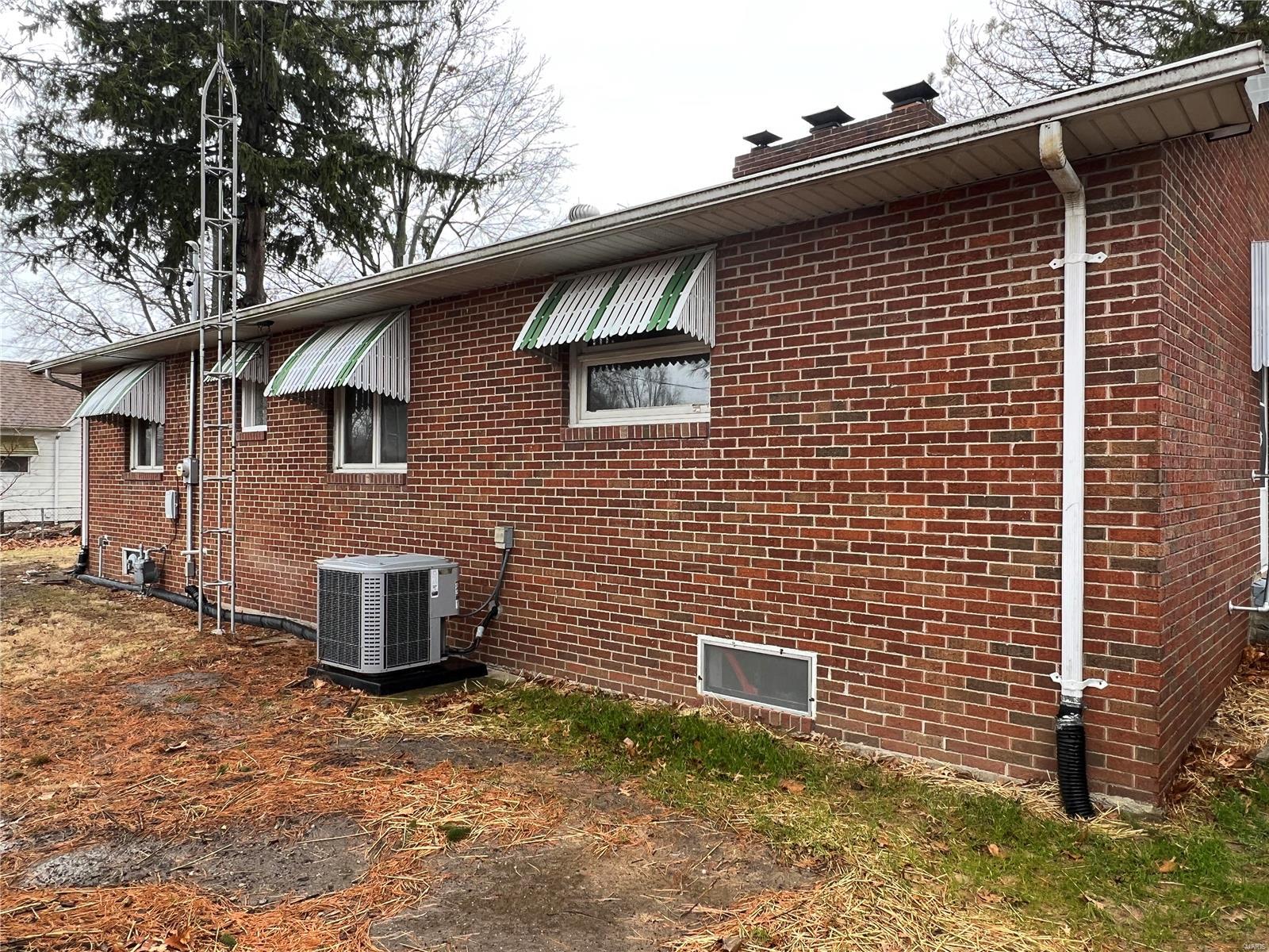 804 East Main Street Mount Olive, IL 62069 - Photo 28 of 33