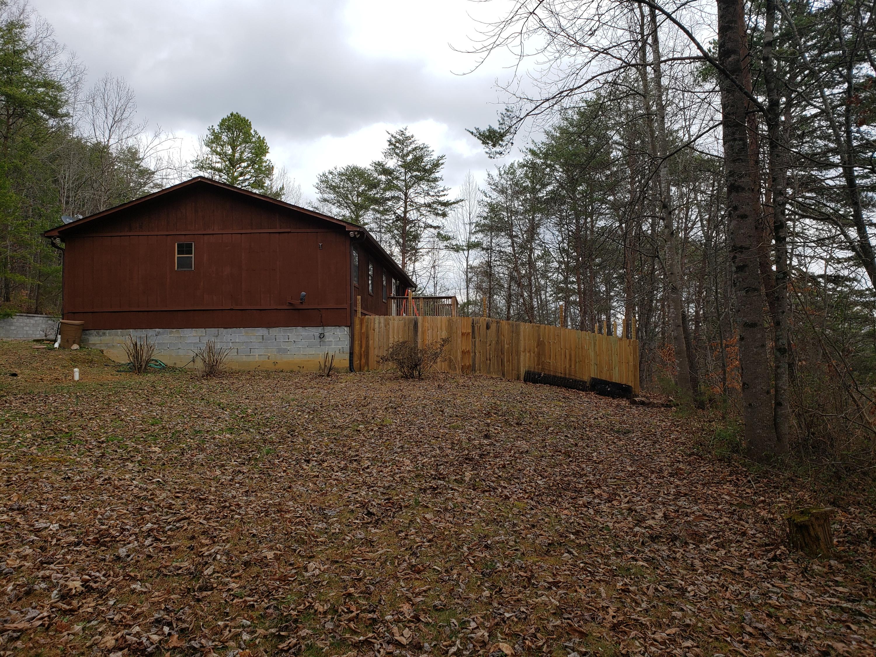 516 Pickens Gap Road Seymour, TN 37865 - Photo 14 of 31 Right-sized yard with a privacy fence