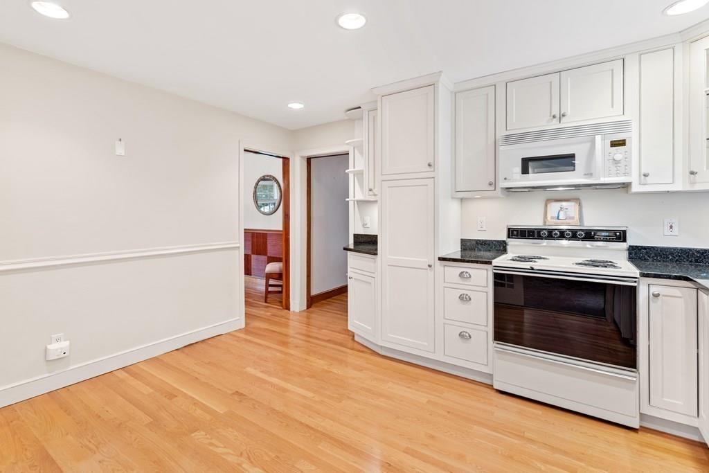 146 Governors Road Quincy, MA 02169 - Photo 6 of 20 Gallery Image 6