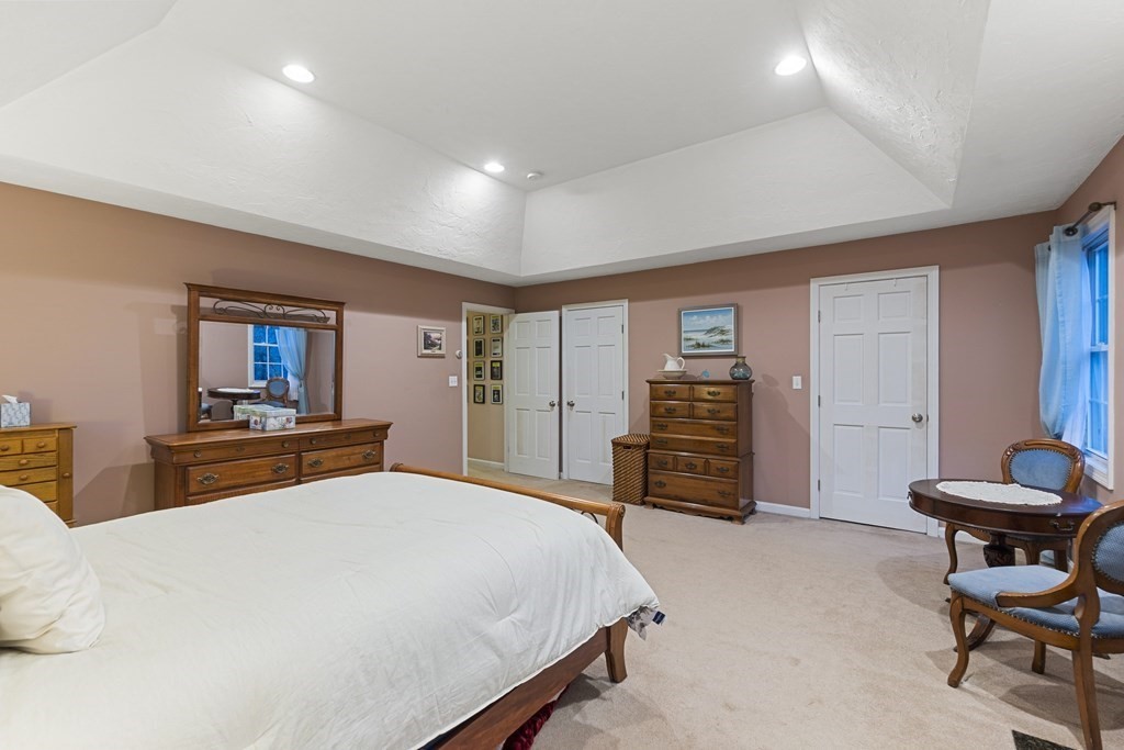 63 Spring Grove Road Andover, MA 01810 - Photo 19 of 36