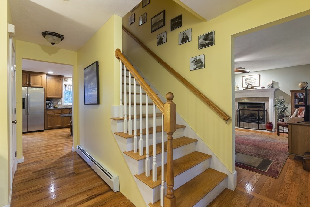 63 Spring Grove Road Andover, MA 01810 - Photo 6 of 36