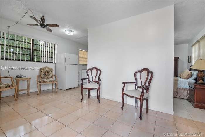 52 East 50th Place Hialeah, FL 33013 - Photo 22 of 23
