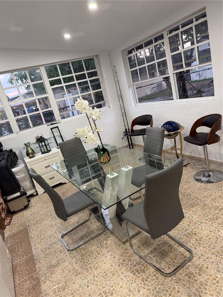 52 East 50th Place Hialeah, FL 33013 - Photo 23 of 23
