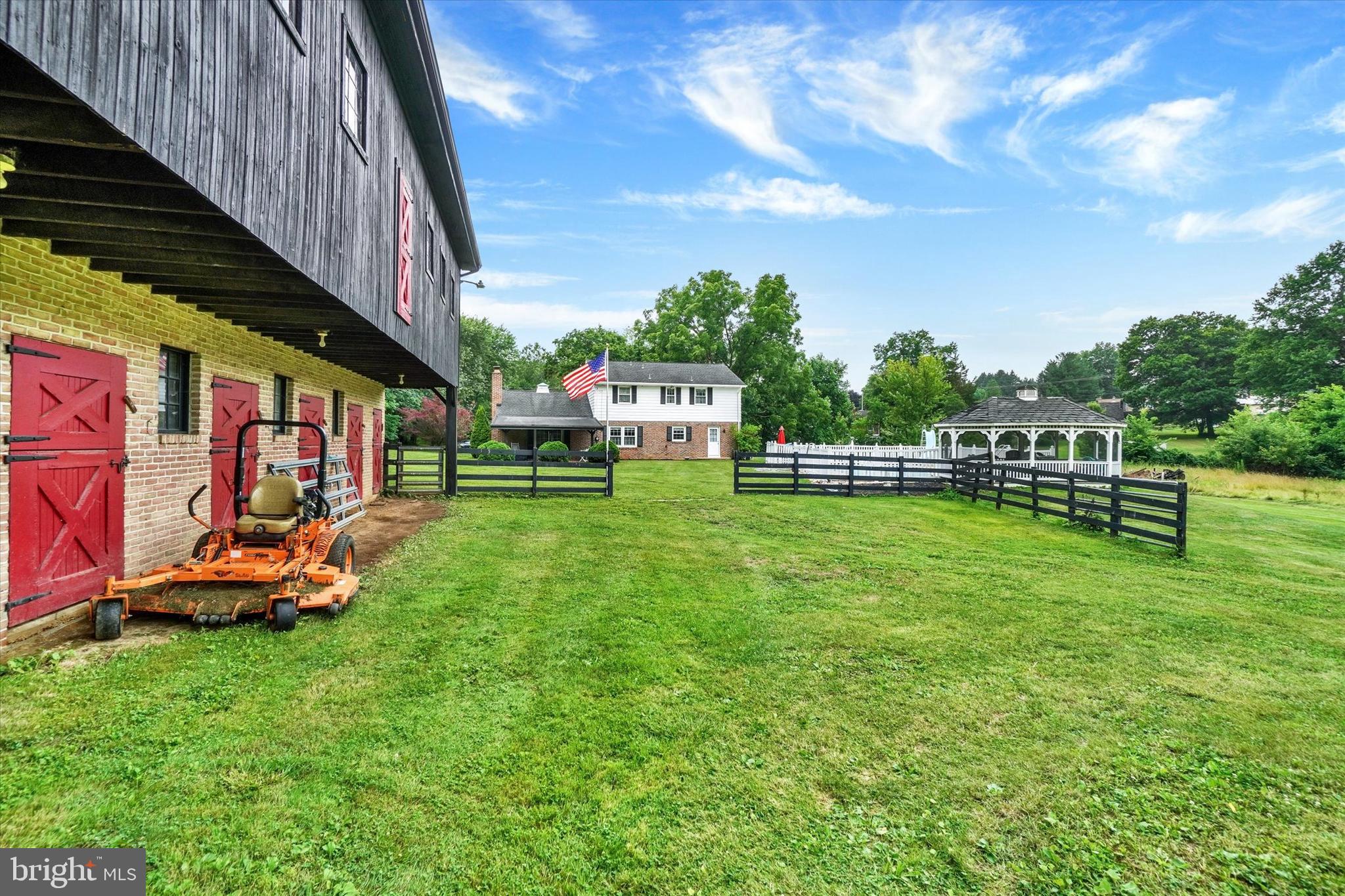 2432 Pine Grove Road York, PA 17403 - Photo 28 of 38