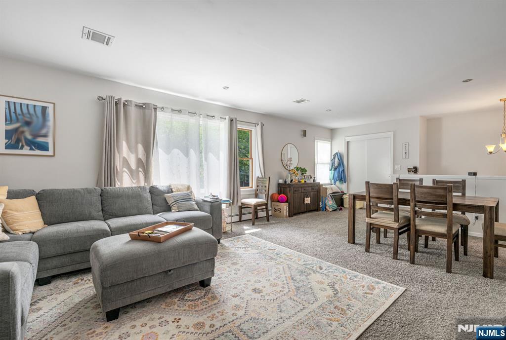 69 Prospect Street, Unit 2 Paramus, NJ 07652 - Photo 5 of 17