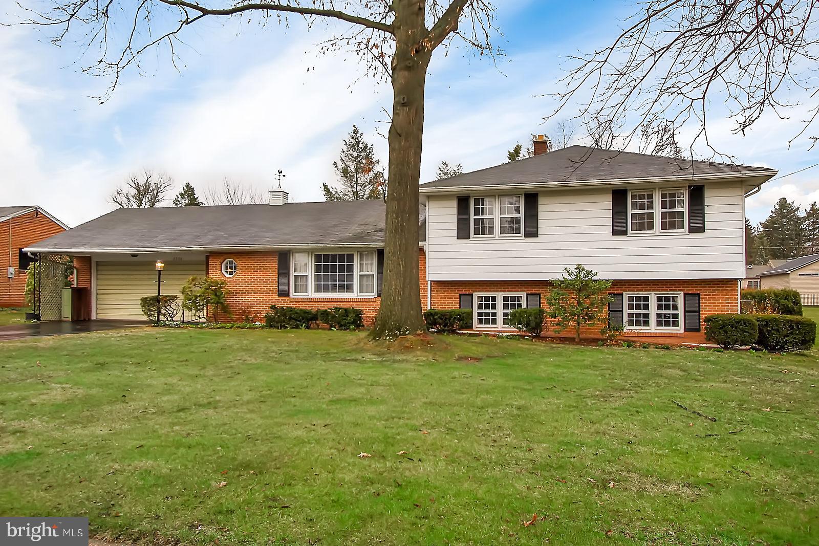 2330 Manor Road York, PA 17408 - Photo 1 of 25 Gallery Image 1