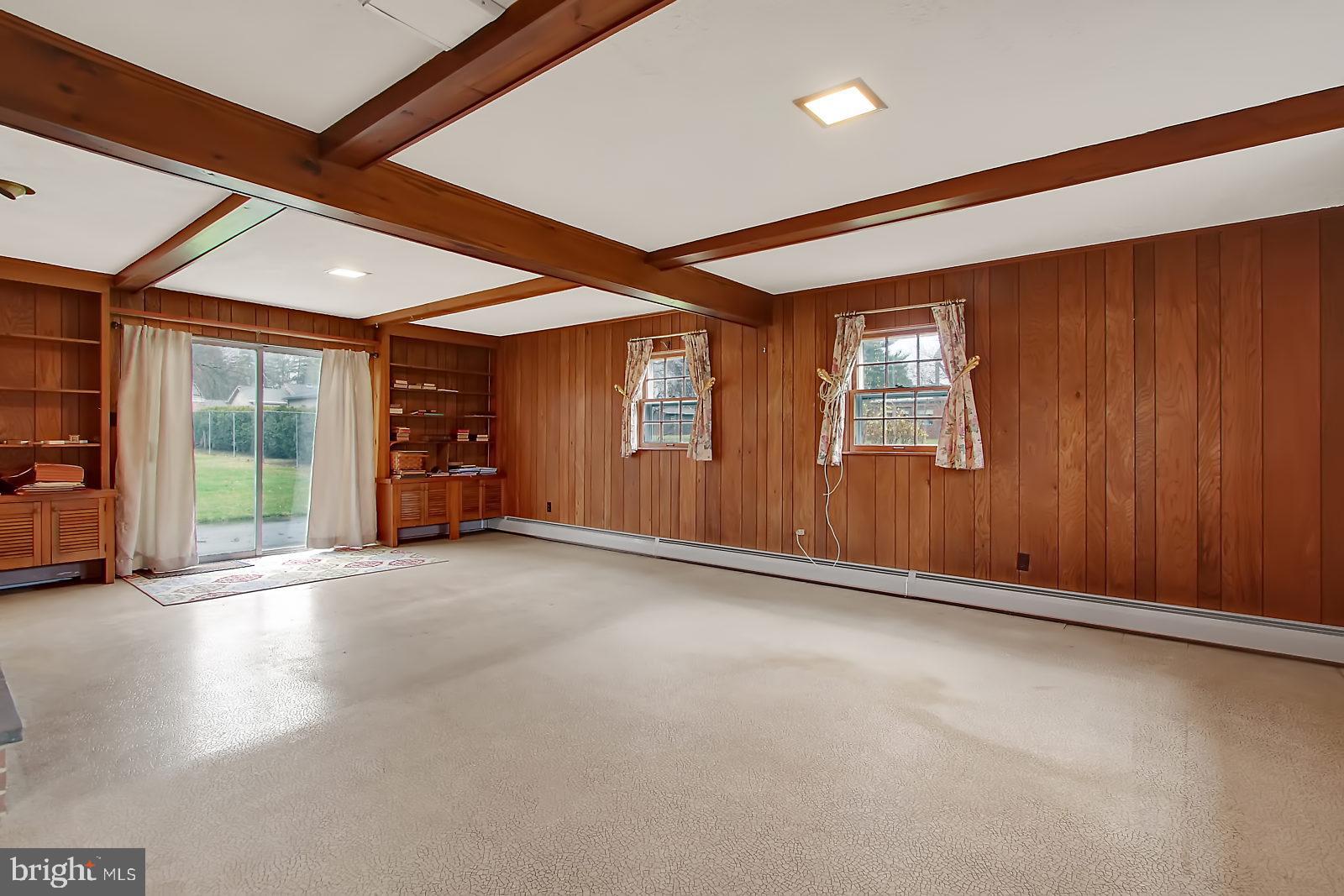 2330 Manor Road York, PA 17408 - Photo 11 of 25 Gallery Image 11