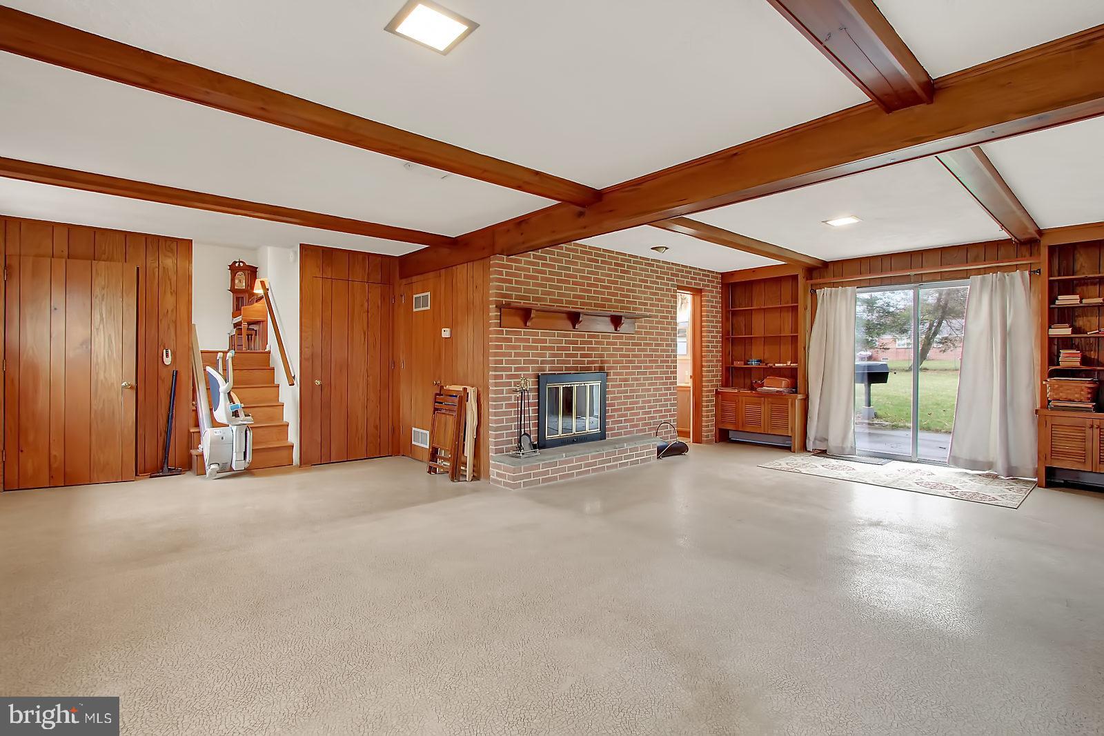 2330 Manor Road York, PA 17408 - Photo 12 of 25 Gallery Image 12