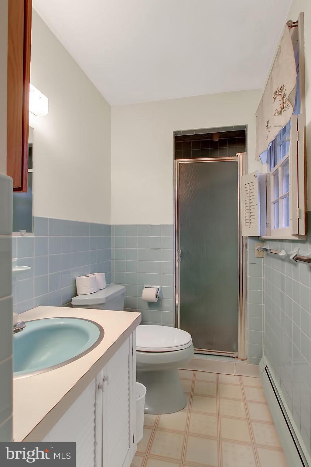 2330 Manor Road York, PA 17408 - Photo 17 of 25 Gallery Image 17