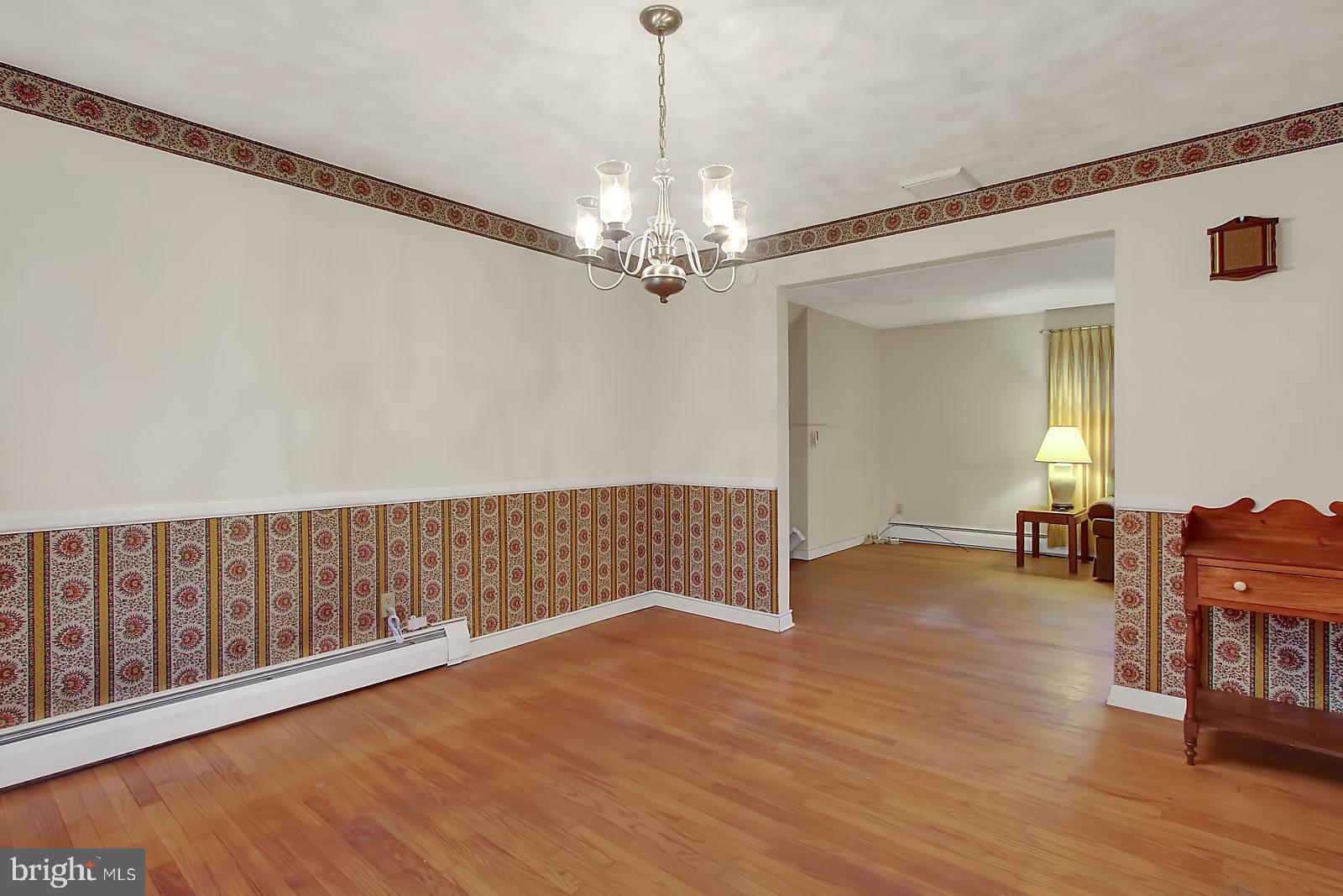 2330 Manor Road York, PA 17408 - Photo 6 of 25 Gallery Image 6