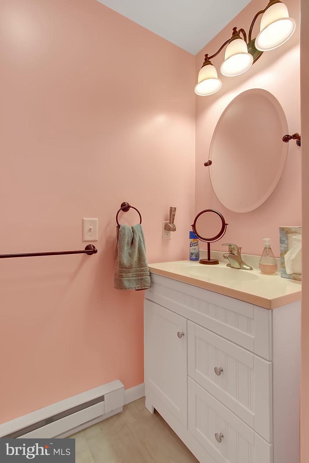 2330 Manor Road York, PA 17408 - Photo 10 of 25 Gallery Image 10