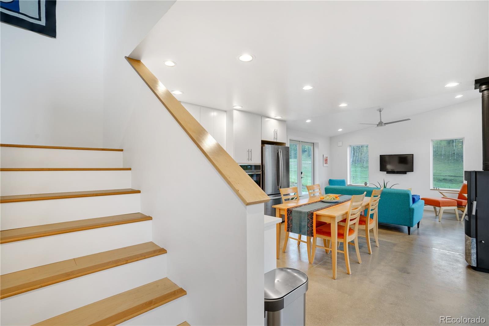 6776 Wood Rock Road Golden, CO 80403 - Photo 24 of 40 Gallery Image 24