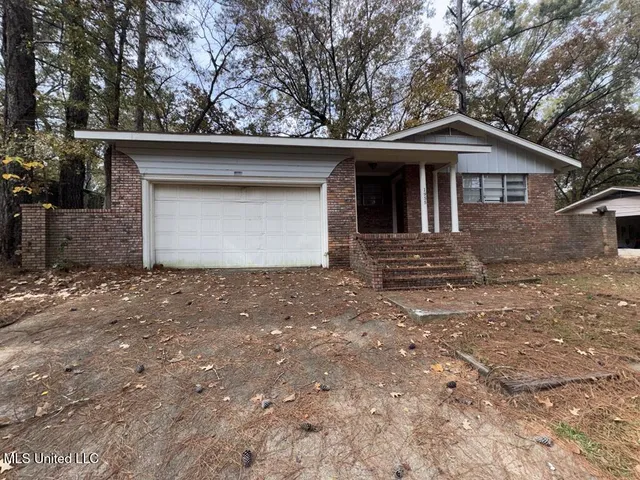$69,900 | 1955 Ventura Drive, Jackson, MS 39204