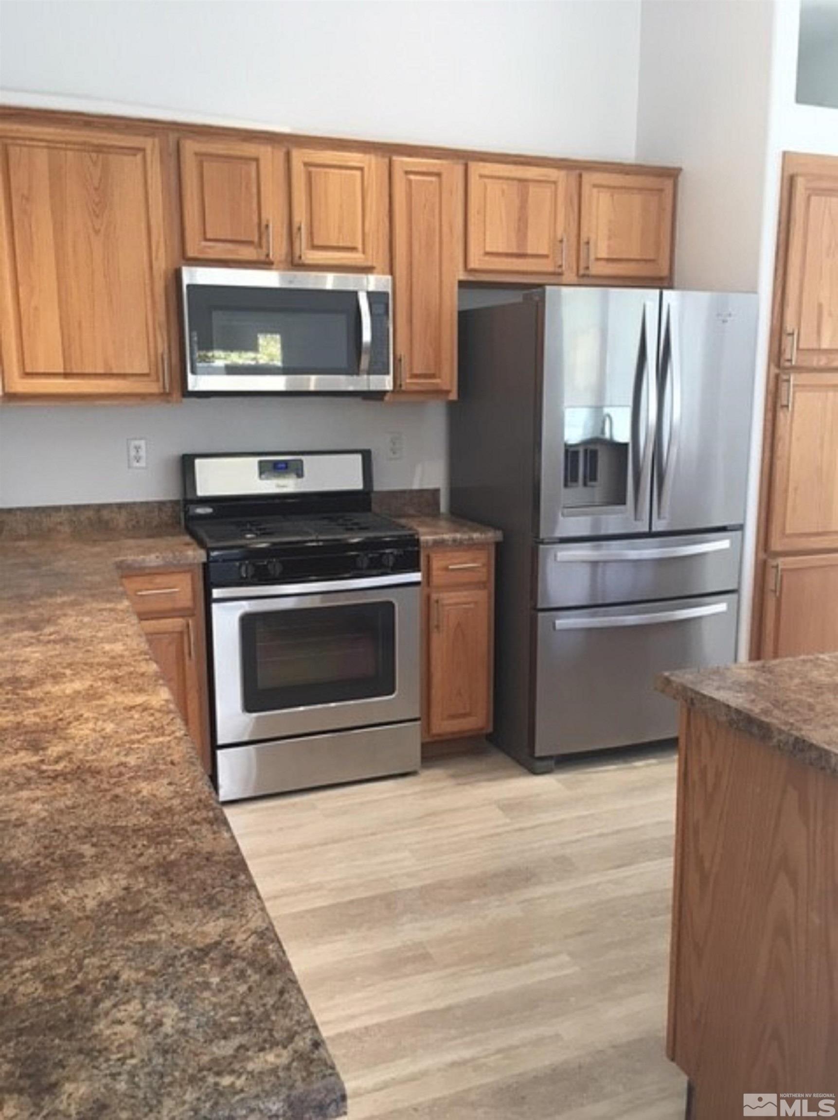 1291 Tule Drive Reno, NV 89521 - Photo 4 of 14 Photo 4