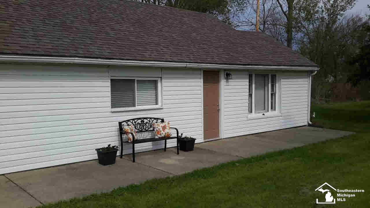 33 East Substation Road Temperance, MI 48182 - Photo 11 of 11 Front Exterior