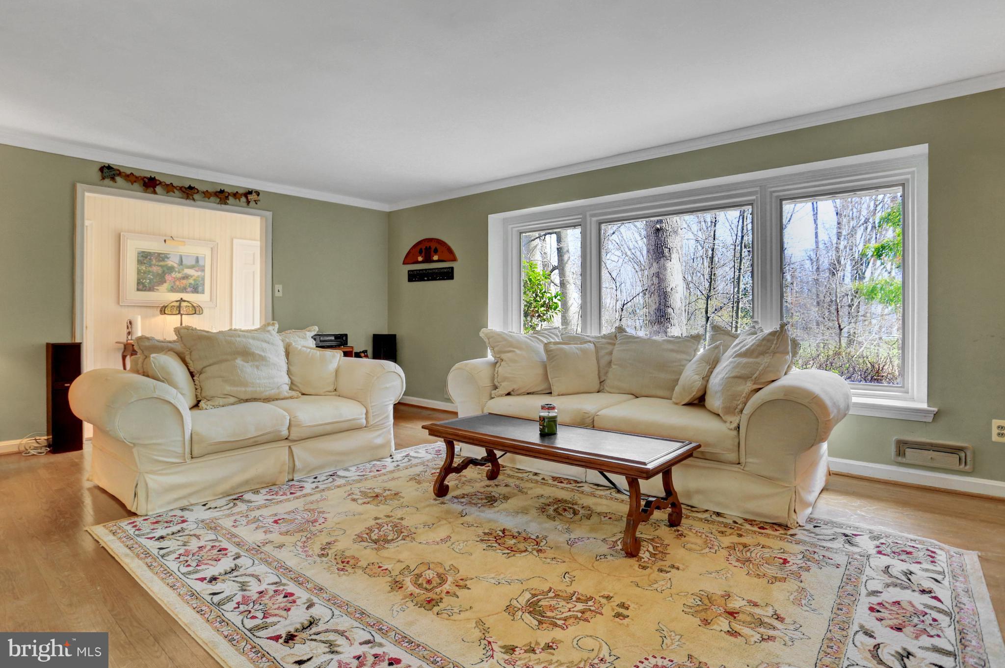 14506 Gilpin Road Silver Spring, MD 20906 - Photo 7 of 30 Living Room