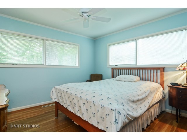 10 Hickory Road Hawthorn Woods, IL 60047 - Photo 16 of 25 Gallery Image 16