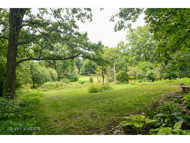 10 Hickory Road Hawthorn Woods, IL 60047 - Photo 21 of 25 Gallery Image 21