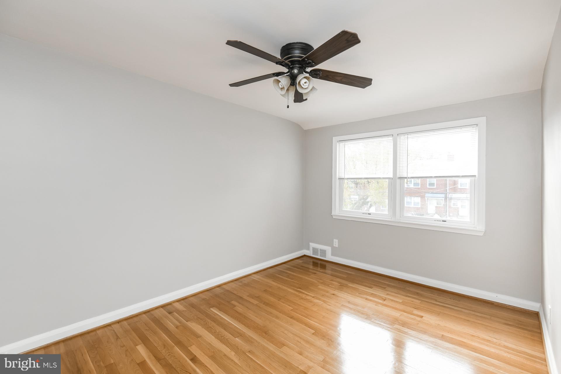 1541 Gleneagle Road Baltimore, MD 21239 - Photo 9 of 15