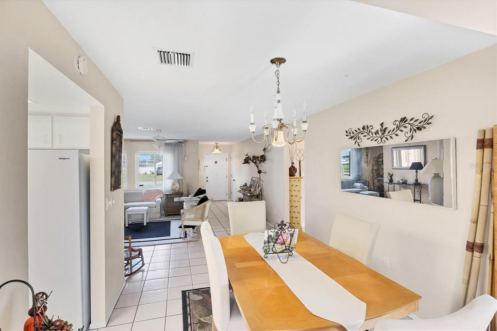 1181 Southland Road Venice, FL 34293 - Photo 19 of 51 Gallery Image 19