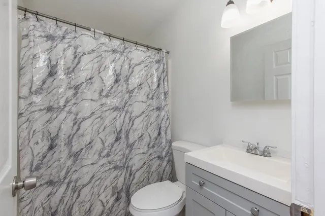 $165,000 | 29 Wayne Drive, Unit 29, Derry, NH 03038