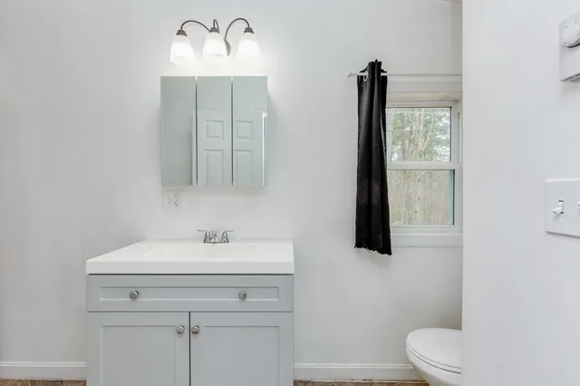 $165,000 | 29 Wayne Drive, Unit 29, Derry, NH 03038