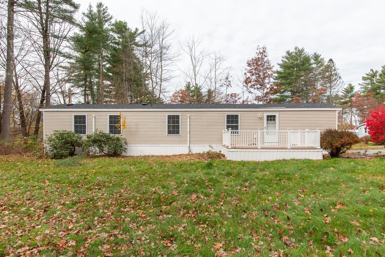 29 Wayne Drive, Unit 29 Derry, NH 03038 - Photo 4 of 29