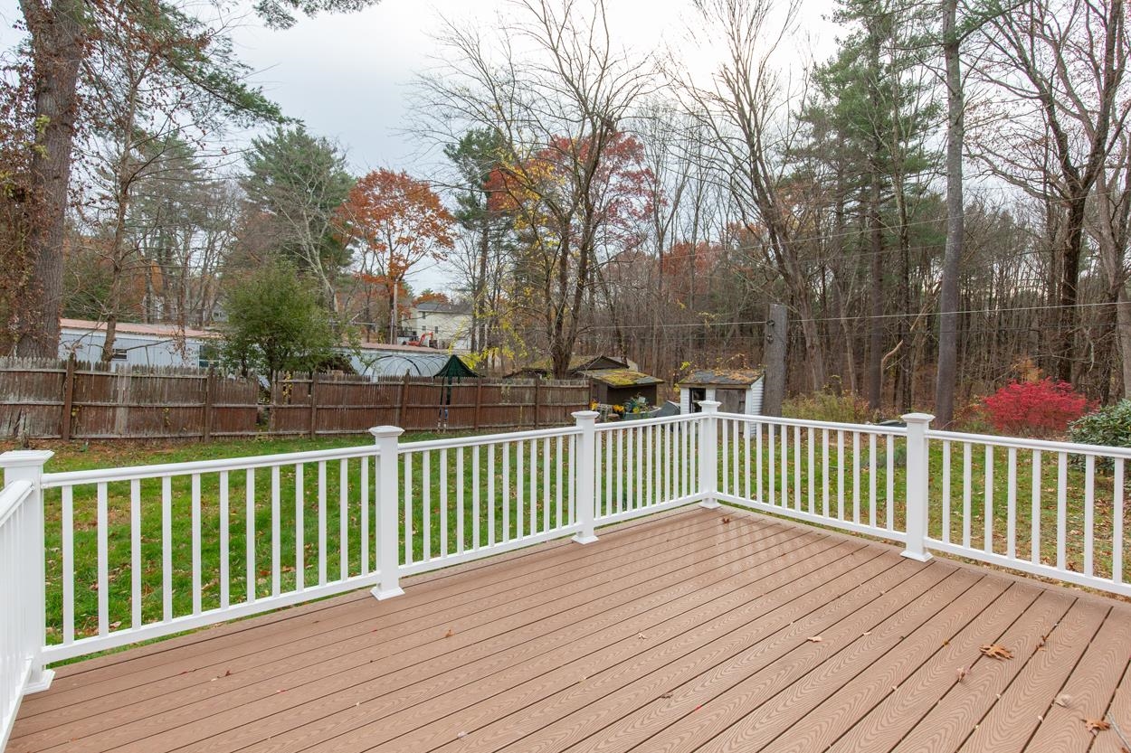 29 Wayne Drive, Unit 29 Derry, NH 03038 - Photo 5 of 29