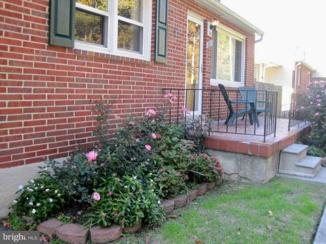 8505 North Point Road Edgemere, MD 21219 - Photo 13 of 21 Exterior (Front)