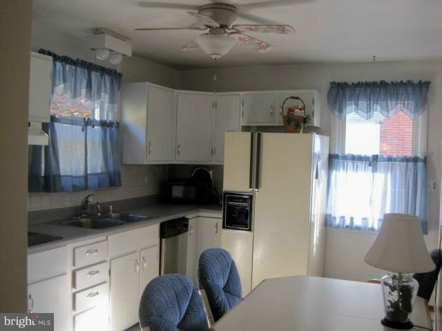 8505 North Point Road Edgemere, MD 21219 - Photo 16 of 21 Kitchen