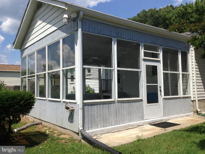 8505 North Point Road Edgemere, MD 21219 - Photo 17 of 21 Exterior (Rear)
