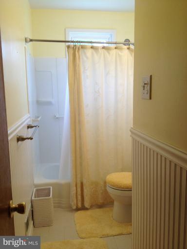 8505 North Point Road Edgemere, MD 21219 - Photo 18 of 21 Bath