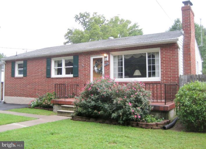 8505 North Point Road Edgemere, MD 21219 - Photo 6 of 21 Exterior (Front)