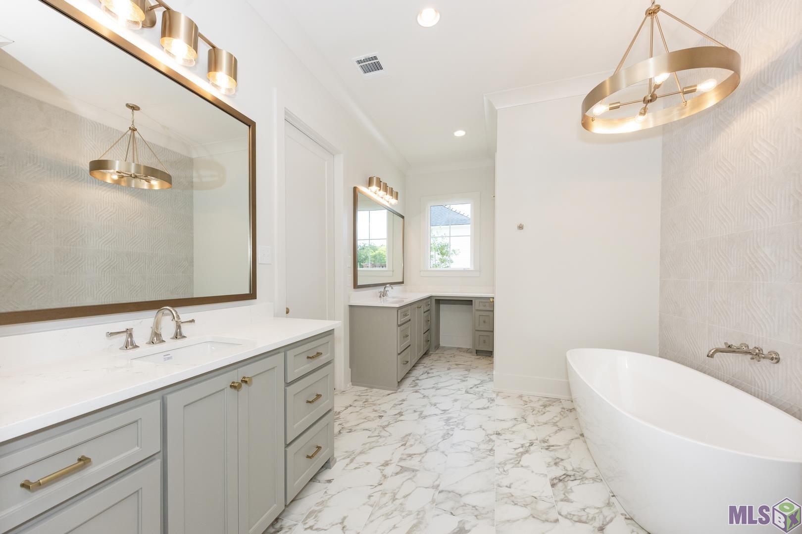 2713 Pointe-Marie Drive Baton Rouge, LA 70820 - Photo 21 of 41 Gallery Image 21