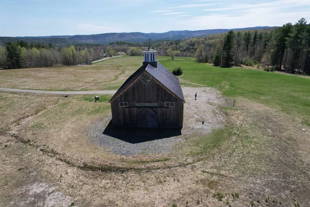 $549,000 | 111 Jockey Hollow Road, Dover, VT 05341